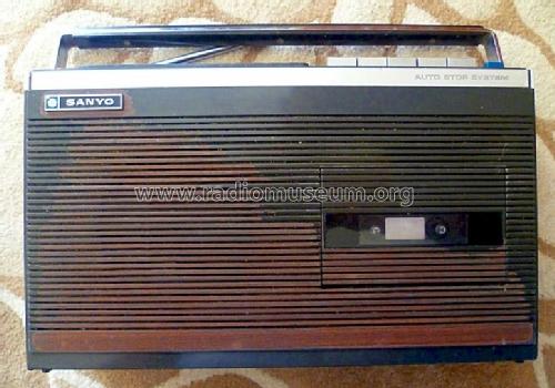 Radio Cassette Recorder MR-4110EN; Sanyo Electric Co. (ID = 1335445) Radio