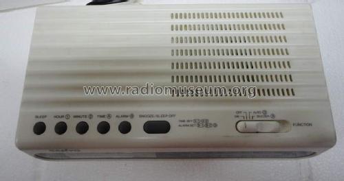 RM-5009; Sanyo Electric Co. (ID = 1244472) Radio