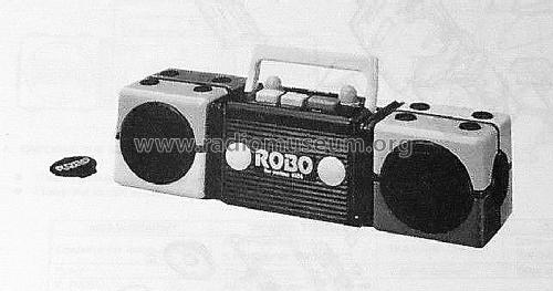Front loading Portable Cassette Player ROBO-01; Sanyo Electric Co. (ID = 1713446) Sonido-V