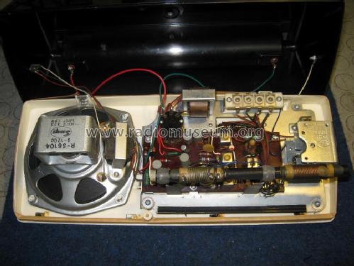 6 Transistor Cordless 6S-08; Sanyo Electric Co. (ID = 1707988) Radio