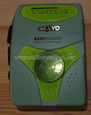 Bassxpander Stereo Radio Cassette Player VIP-320; Sanyo Electric Co. (ID = 2988846) Radio