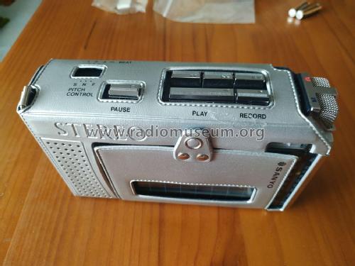 Mini Stereo Radio Cassette Recorder M-G70; Sanyo Electric Co. (ID = 2849540) Radio