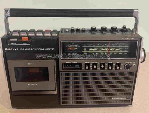 Stereocast Portable Radio Cassette Recorder M-2480K; Sanyo Electric Co. (ID = 2983036) Radio