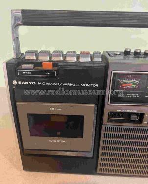 Stereocast Portable Radio Cassette Recorder M-2480K; Sanyo Electric Co. (ID = 2983037) Radio