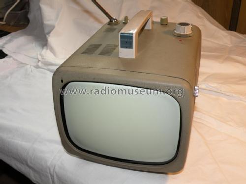 Transistor Television 8-P2; Sanyo Electric Co. (ID = 3044701) Television