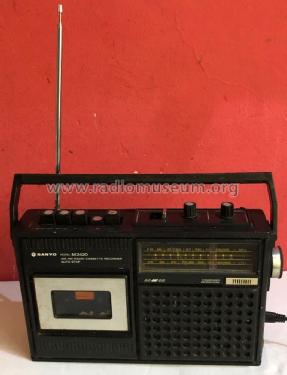 AM FM Radio Cassette Recorder M2420FZ; Sanyo España, Sonitr (ID = 3082714) Radio