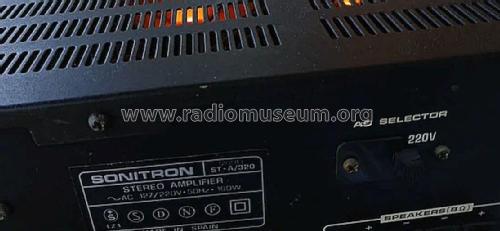 Sonitrón Worldmaster Stereo Amplifier ST-A/320; Sanyo España, Sonitr (ID = 3114164) Ampl/Mixer