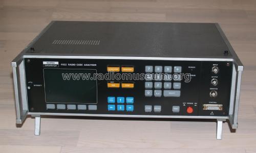 Radio Code Analyzer 4922; Solartron Laboratory (ID = 1800785) Equipment