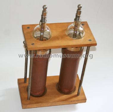 Leydener Flasche ; Schott und Genossen; (ID = 1640309) Radio part