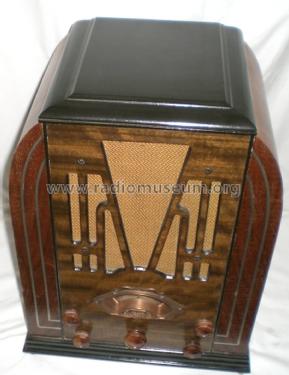 Silvertone 1708-A ; Sears, Roebuck & Co. (ID = 2253353) Radio