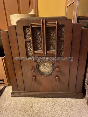 Silvertone 1947 Order= 57LM 1947; Sears, Roebuck & Co. (ID = 2547764) Radio