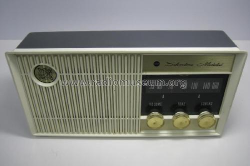 Silvertone 2009 Ch= 132.63701, Order= 57G 2009; Sears, Roebuck & Co. (ID = 1838081) Radio