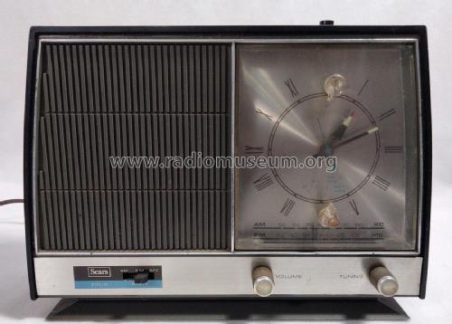 Silvertone 2088 Order= 57A 2088; Sears, Roebuck & Co. (ID = 2850444) Radio