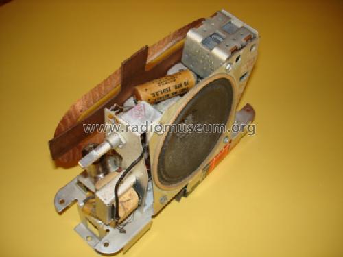 Silvertone 2210 132.880 Order=57G 02210; Sears, Roebuck & Co. (ID = 755440) Radio