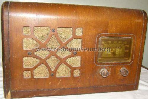 Silvertone Order= 57F 2541 Ch= 101.603; Sears, Roebuck & Co. (ID = 1043741) Radio