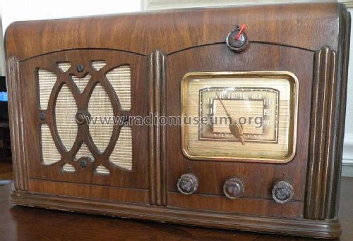 Silvertone 2551X Ch= 101.604; Sears, Roebuck & Co. (ID = 1292559) Radio