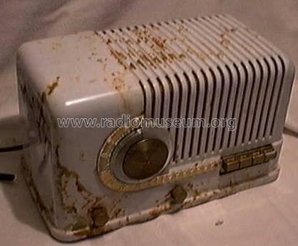 Silvertone 3551 Commentator Ch= 132.802 ; Sears, Roebuck & Co. (ID = 267295) Radio