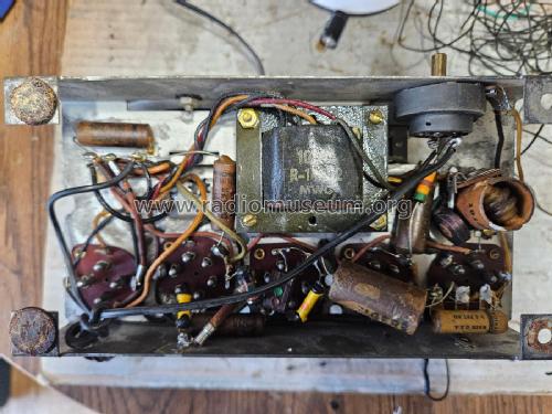 Silvertone 4500 Streamliner Order= 57F 4500, Ch= 101.393; Sears, Roebuck & Co. (ID = 3184849) Radio