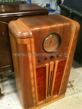 Silvertone 4586A Ch= 100.156; Sears, Roebuck & Co. (ID = 910650) Radio