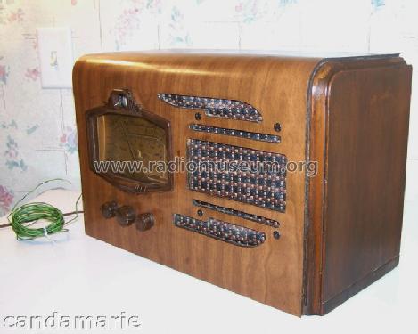 Silvertone 4660 Order= 57F 4660 Ch= 101.487; Sears, Roebuck & Co. (ID = 334721) Radio