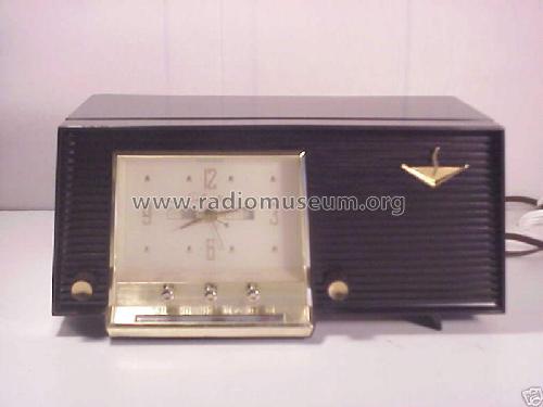 Silvertone 6025 Ch= 528.40400 Order=57H U6025; Sears, Roebuck & Co. (ID = 328002) Radio