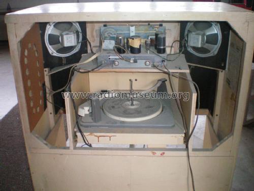 Silvertone 6057A Ch= 528.40500; Sears, Roebuck & Co. (ID = 3024675) Radio