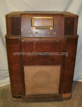 Silvertone 6104A Ch= 101.662-2D; Sears, Roebuck & Co. (ID = 1076703) Radio