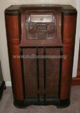 Silvertone 6134 Ch= 101.510; Sears, Roebuck & Co. (ID = 974448) Radio