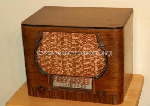 Silvertone 6230A Ch= 101.802-1; Sears, Roebuck & Co. (ID = 2649867) Radio