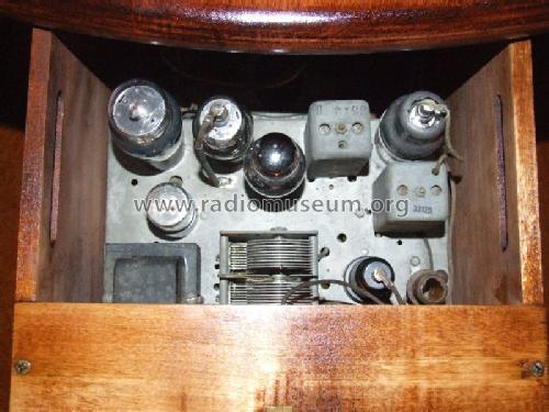 Silvertone 6494 Ch= 110.982-1A; Sears, Roebuck & Co. (ID = 1028245) Radio