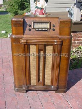 Silvertone Order= 57KM 7048 Ch= 101.657; Sears, Roebuck & Co. (ID = 374918) Radio