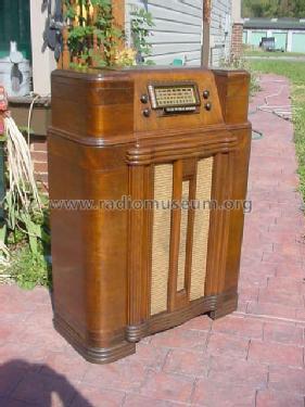 Silvertone Order= 57KM 7048 Ch= 101.657; Sears, Roebuck & Co. (ID = 374921) Radio