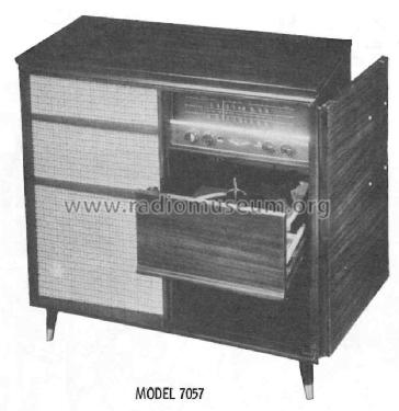 Silvertone 7057 Ch: 528.46000; Sears, Roebuck & Co. (ID = 2422254) Radio