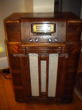 Silvertone Order= 57KM 7067 Ch= 101.662; Sears, Roebuck & Co. (ID = 1164866) Radio