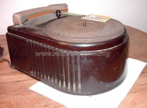 Silvertone 7070 Ch= 101.817; Sears, Roebuck & Co. (ID = 378253) Radio