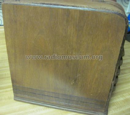 Silvertone 7106 Ch= 101.663; Sears, Roebuck & Co. (ID = 1279568) Radio