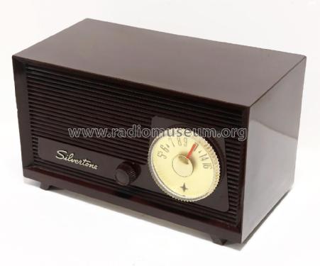 Silvertone 8002 Ch= 132.42600 Order=57D 8002; Sears, Roebuck & Co. (ID = 3075320) Radio