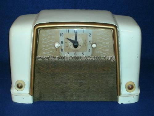 Silvertone 8011 Ch= 132.840; Sears, Roebuck & Co. (ID = 1201567) Radio