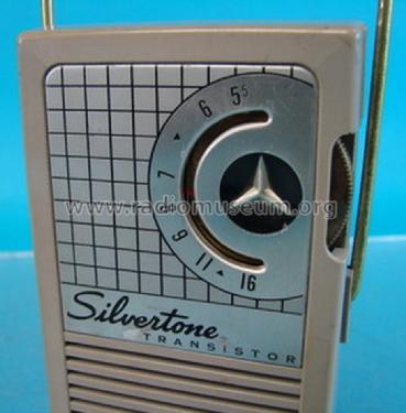 Silvertone 8204 Gray Ch= 132.42501 Order=57D 8204; Sears, Roebuck & Co. (ID = 1481064) Radio