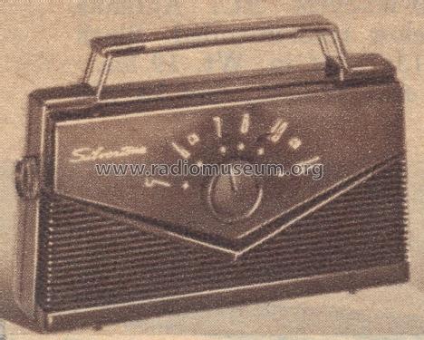 Silvertone 8212 Order=57D 8210; Sears, Roebuck & Co. (ID = 1636825) Radio