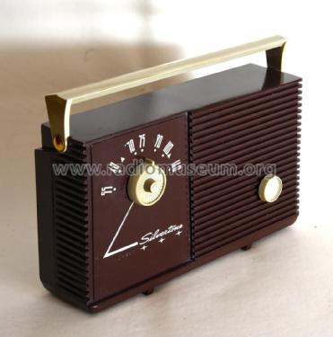 Silvertone 8214 Ch= 528.33300 Order=57D 8214; Sears, Roebuck & Co. (ID = 2518561) Radio