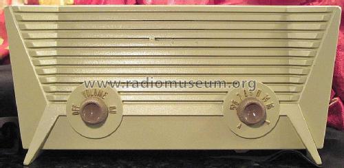 Silvertone 9003 Ch= 132.44300 Order=57Y 9003; Sears, Roebuck & Co. (ID = 1314509) Radio