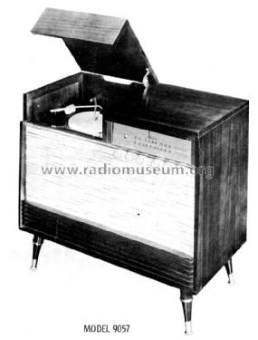 Silvertone 9057 Ch= 528.53320, 321, 322; Sears, Roebuck & Co. (ID = 715743) Radio