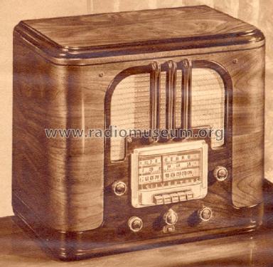 Silvertone Order= 57F 2761 Ch= 101.643; Sears, Roebuck & Co. (ID = 1307437) Radio