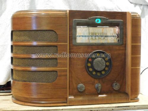 Silvertone Order= 57F 4669 Ch= 101.482; Sears, Roebuck & Co. (ID = 2050422) Radio