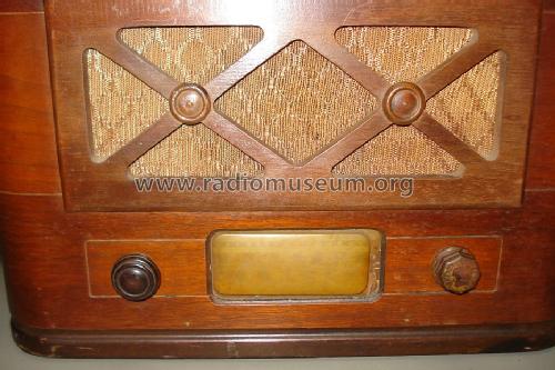 Silvertone Order= 57F 5751 Ch= 110.403; Sears, Roebuck & Co. (ID = 1474430) Radio