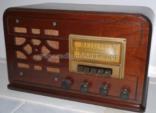 Silvertone 1761 Ch= 100.351 Order= 57H 1761; Sears, Roebuck & Co. (ID = 2031322) Radio