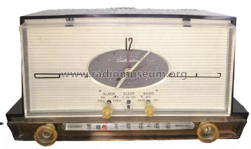 Silvertone Order= 57K 7020, 7021, 7022 Ch= 528.46600; Sears, Roebuck & Co. (ID = 3070814) Radio