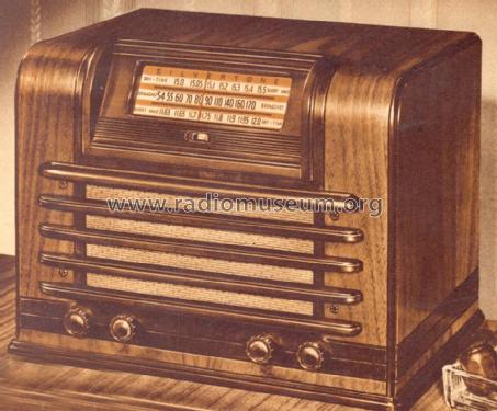 Silvertone Order= 57K 7107; Sears, Roebuck & Co. (ID = 1317589) Radio