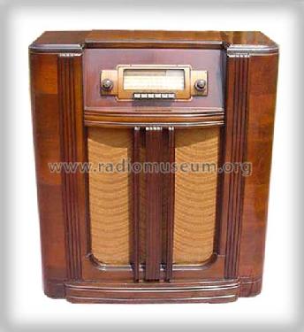 Silvertone R81 Ch= 101.613; Sears, Roebuck & Co. (ID = 352665) Radio